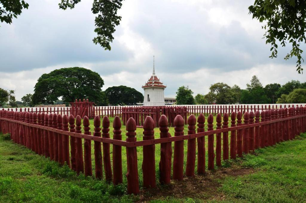 Hotel Oyo 384 Ban Sabaidee Phra Nakhon Si Ayutthaya Zewnętrze zdjęcie